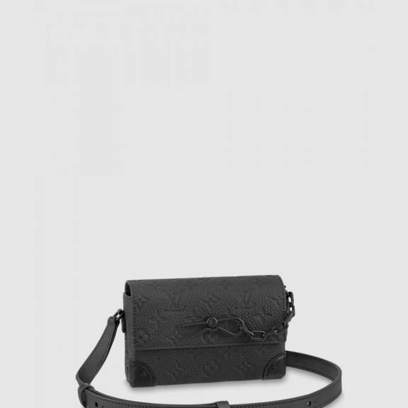 Steamer Wearable Wallet M81746