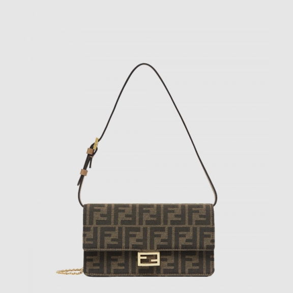 Baguette Chain Bag 8M0498
