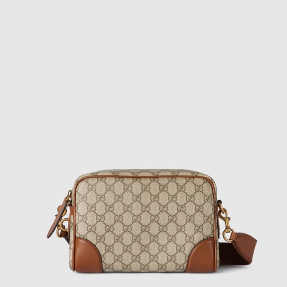 GG Emblem Small Crossbody Bag 821155