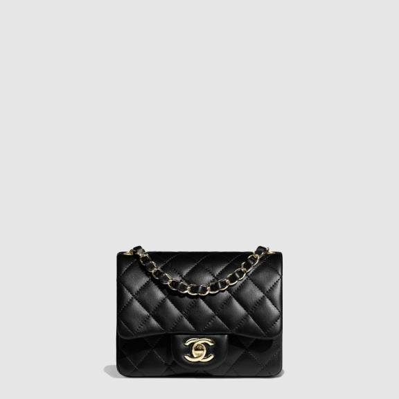 Classic Lambskin Petit SAC A35200