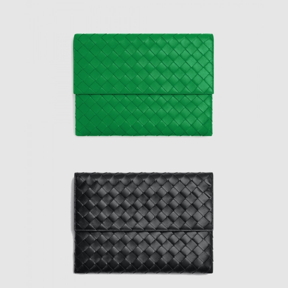 Flap Pouch 667138