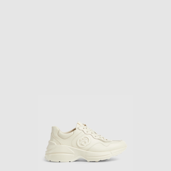 Gucci Sneakers in White 795782