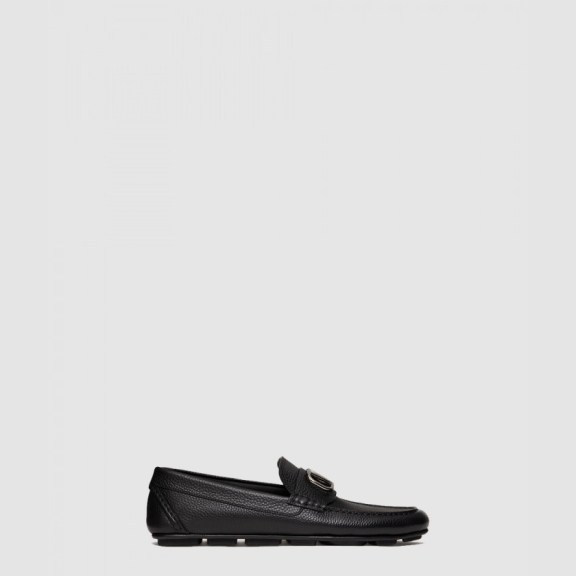 V Logo Calf Leather Driving Shoes