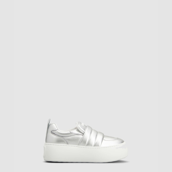 Vibe Up Sneakers 7394