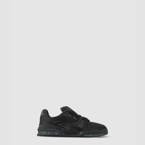 Louis Vuitton Trainers Distressed Sneakers 1ADEQR