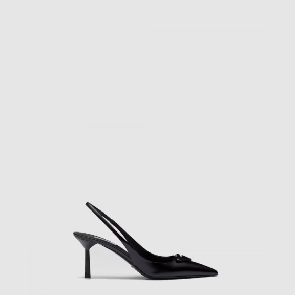 Trianglelogo Pointed Toering Back Pumps 1I901M