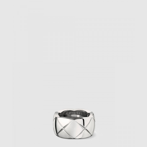 Coco Crush Ring J10818