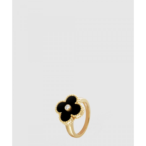 Vintage Alhambra Ring 41000