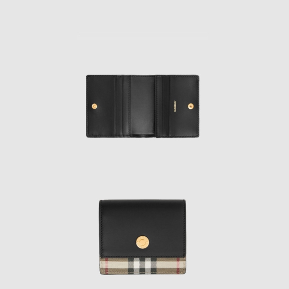 버버리 빈티지 체크 레더 스몰 폴딩 지갑 80622861